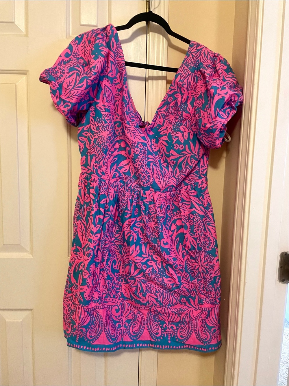 Lilly Pulitzer Suzie Short Sleeve Dress in Aura Pink Leaf An Impression Print